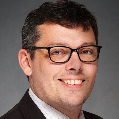 /images/portrait_garret_schlenvogt.jpg