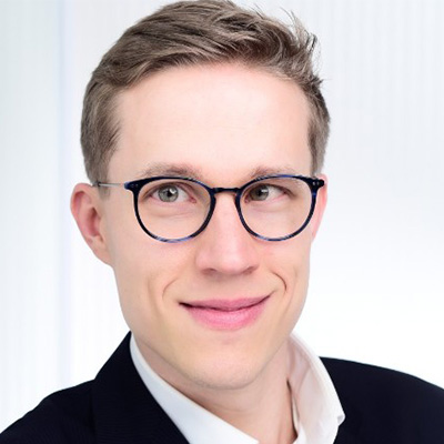 /images/portrait_sebastian_kloetzer_v2.jpg