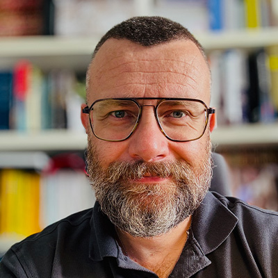 /images/potrait_andrea_vinci_v2.jpg